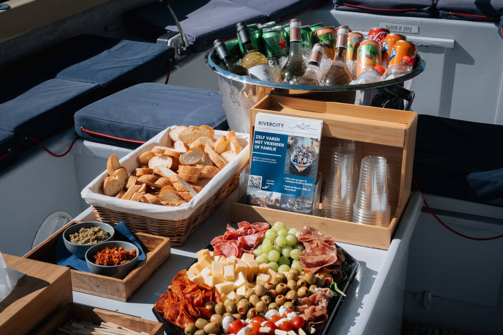 All-in borrelarrangement op een boot in Rotterdam